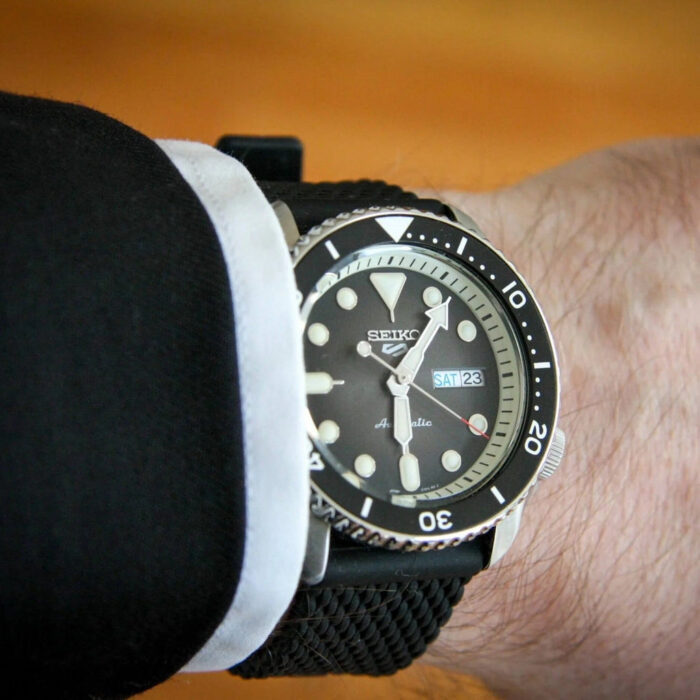 Seiko 5 Sports SKX Automatic Black Dial Black Silicone Strap Watch for Men - SRPD73K2 - Image 11